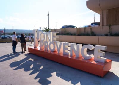 One Provence s’affiche à l’Aéroport Marseille Provence : un premier lieu totem pour faire rayonner le territoire
